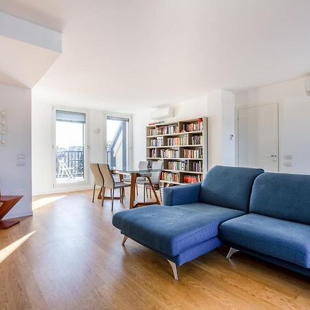 Modern Apt With Terrace, Wifi & Ac ميلان المظهر الخارجي الصورة