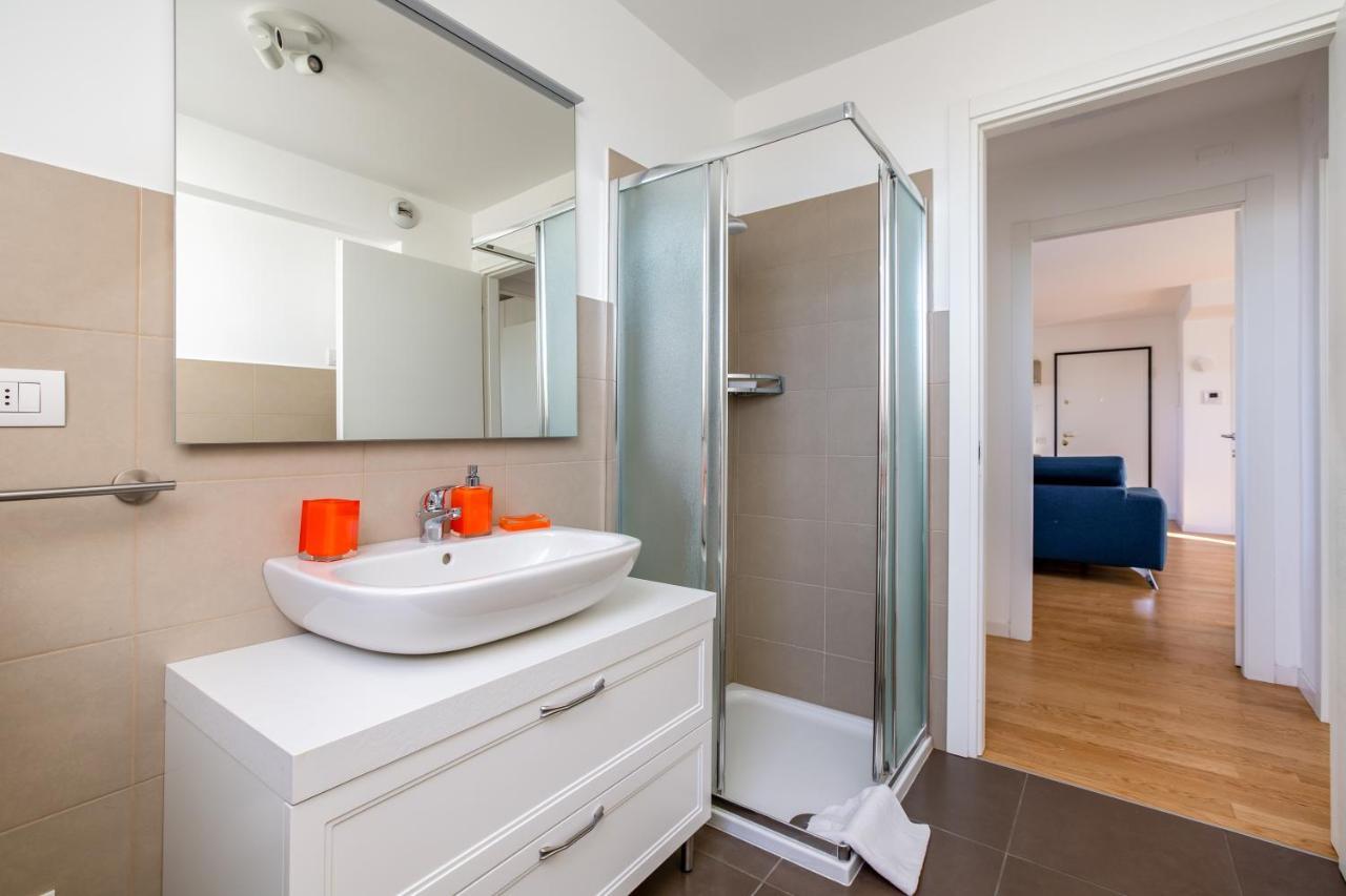 Modern Apt With Terrace, Wifi & Ac ميلان المظهر الخارجي الصورة